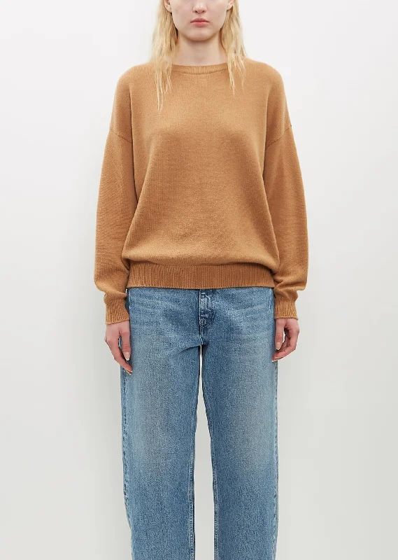 Design Trend Joy Slouch Cashmere Crewneck — Caramel