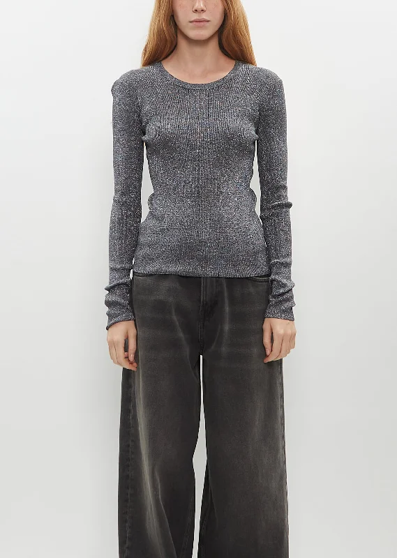Minimal Classic Skinny Crewneck
