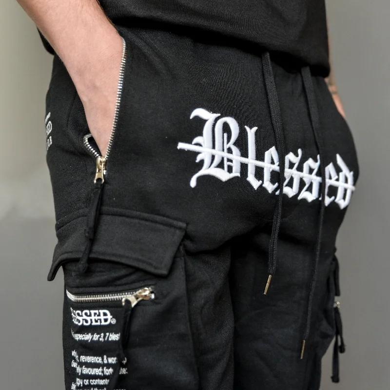 Unique Fashion EMBROIDED POCKET SHORTS BLACK/BLACK